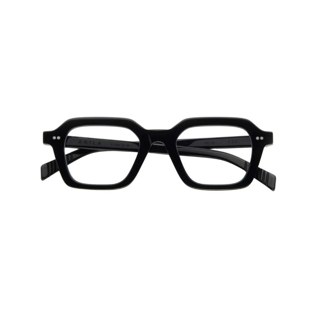 Frontansicht der AKILA Era 01 in Schwarz bei Optik Bartholomä in München – kantige Unisex-Fassung aus tiefschwarzem Bio-Acetat im minimalistischen Design.