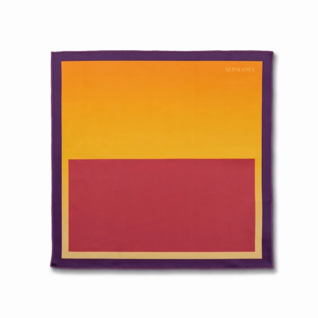 Alpagota Carré 1 – hochwertiges Brillenputztuch aus Silk Tech Material, ideal auch als Geschenk bei Brillen Schneider in München