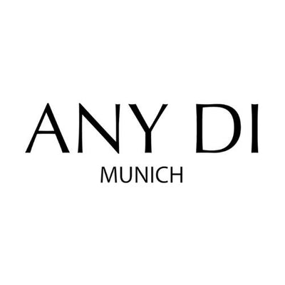 Any Di Munich Brillenaccessoires & Taschen, jetzt bei Brillen Schneider in München, stilvolle und praktische Begleiter.