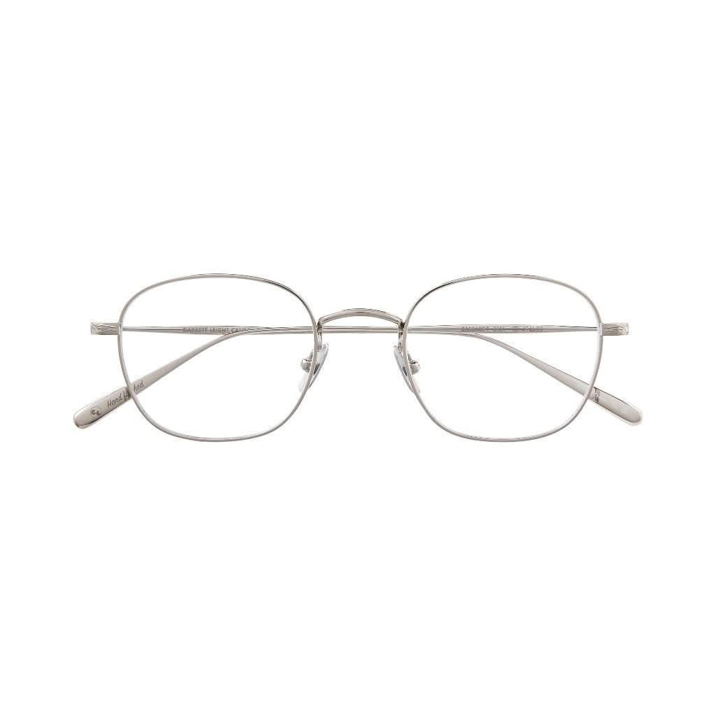 Die Garrett Leight Cascade Silber Brille, stilvolle Silberfassung, jetzt bei Optik Bartholomä, Ihrem Optiker in München, spezialisiert auf Designerbrillen.