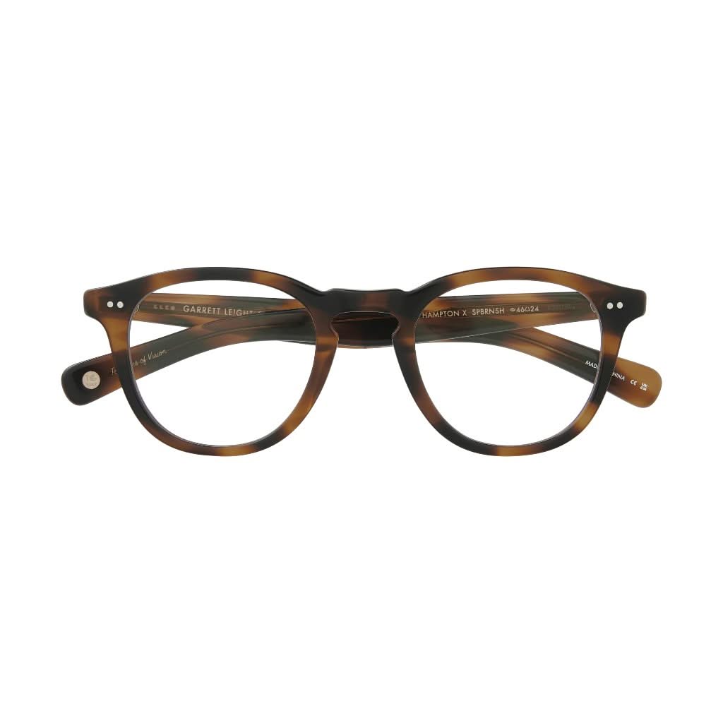 Frontansicht der Garrett Leight Brille, Modell Hampton X in der Farbe Spotted Brown, erhältlich bei Optik Bartholomä in München. Stilvolles Design mit markanten, gesprenkelten Brauntönen und einer klaren, minimalistischen Form.
