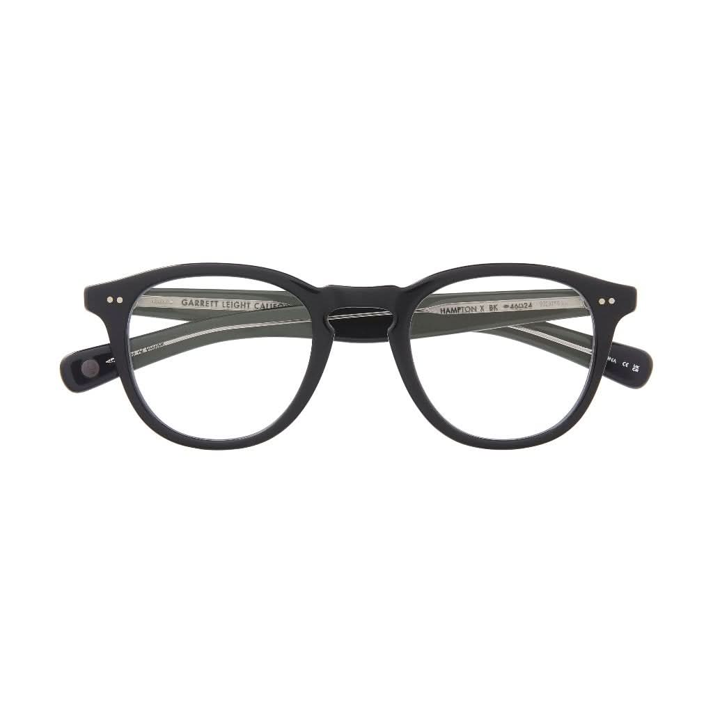 Frontansicht der Garrett Leight Brille, Modell Hampton X in der Farbe Black, erhältlich bei Optik Bartholomä in München. Schlichtes, elegantes Design in tiefem Schwarz für einen klassischen, aber modernen Look.
