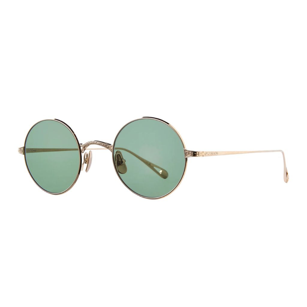 Detailaufnahme von limitierter Sonnnebrille GLCO x OZZY SUN aus Titan mit filigranen Details und Veridian-Gläsern - Made in Japan exklusiv bei Optik Bartholomä München