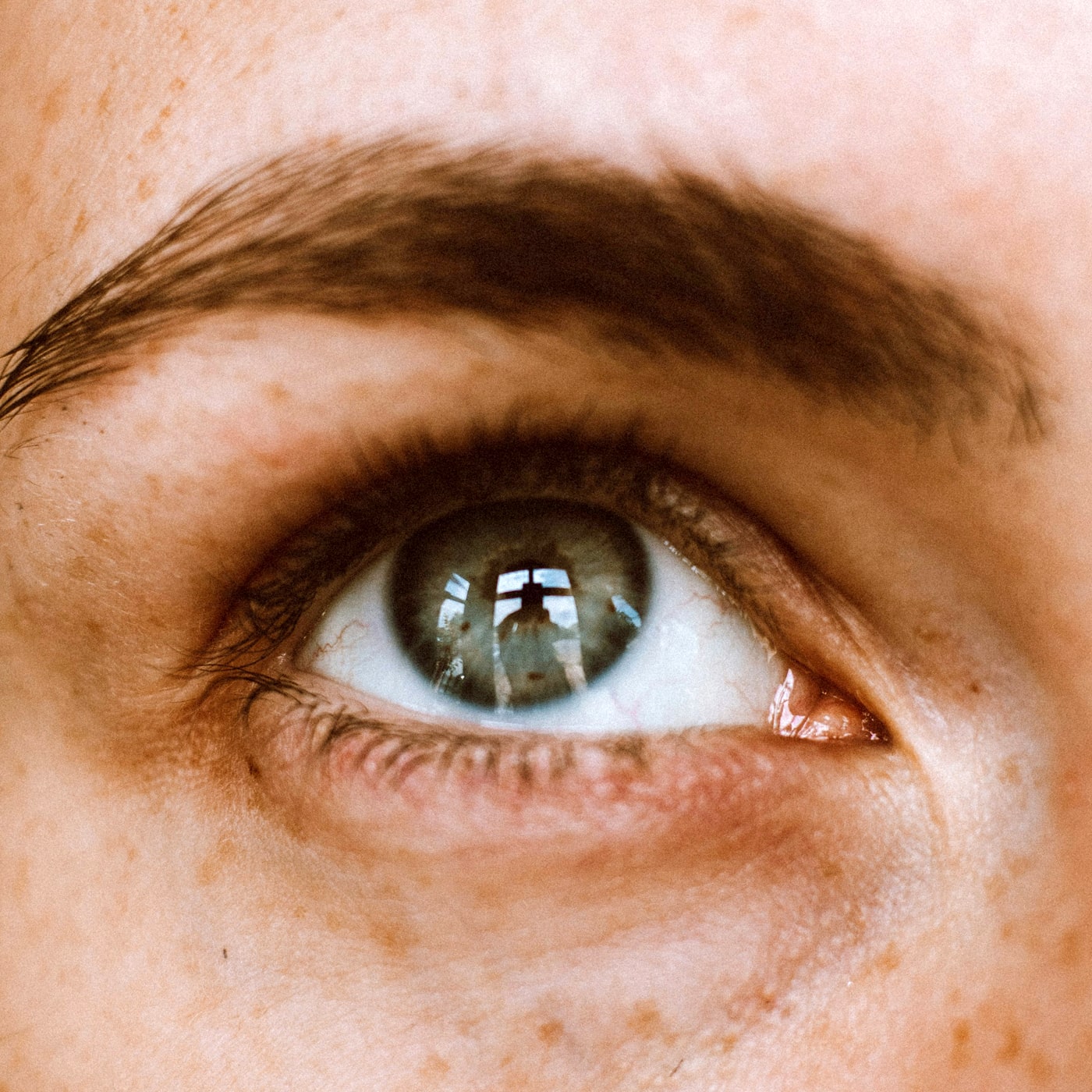 HORNHAUT- &
TRÄNENFILMANALYSE und mehr optometrischer Service beim besten Optiker in München - Brillen Schneider in Maxvorstadt-Schwabing.