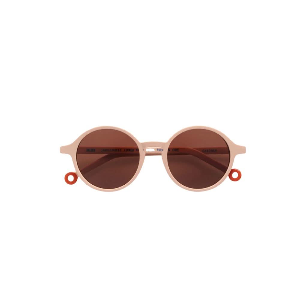 Vorderansicht der Kaleos Kids Gardner col. 4 Sonnenbrille in Rosa – erhältlich bei Brillen Schneider in München.