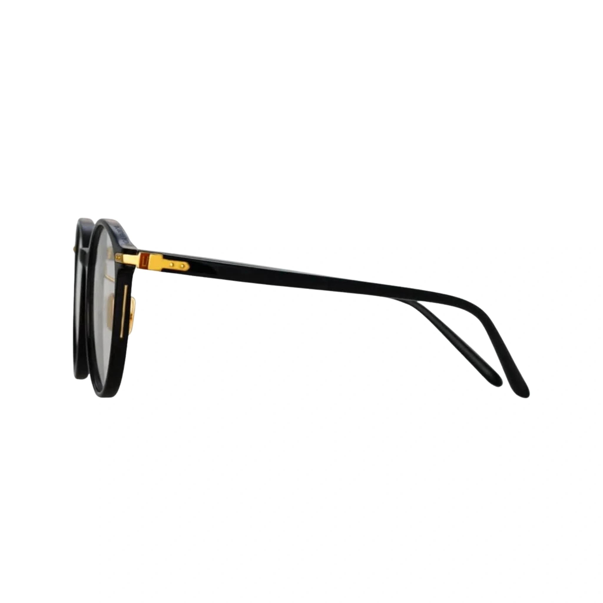 legante Linda Farrow Forster Black Brille aus recyceltem schwarzem Acetat, die klassischen Stil mit modernen Akzenten vereint. Entdecken Sie diese Designerbrille bei Brillen Schneider, Ihrem Augenoptiker in München.