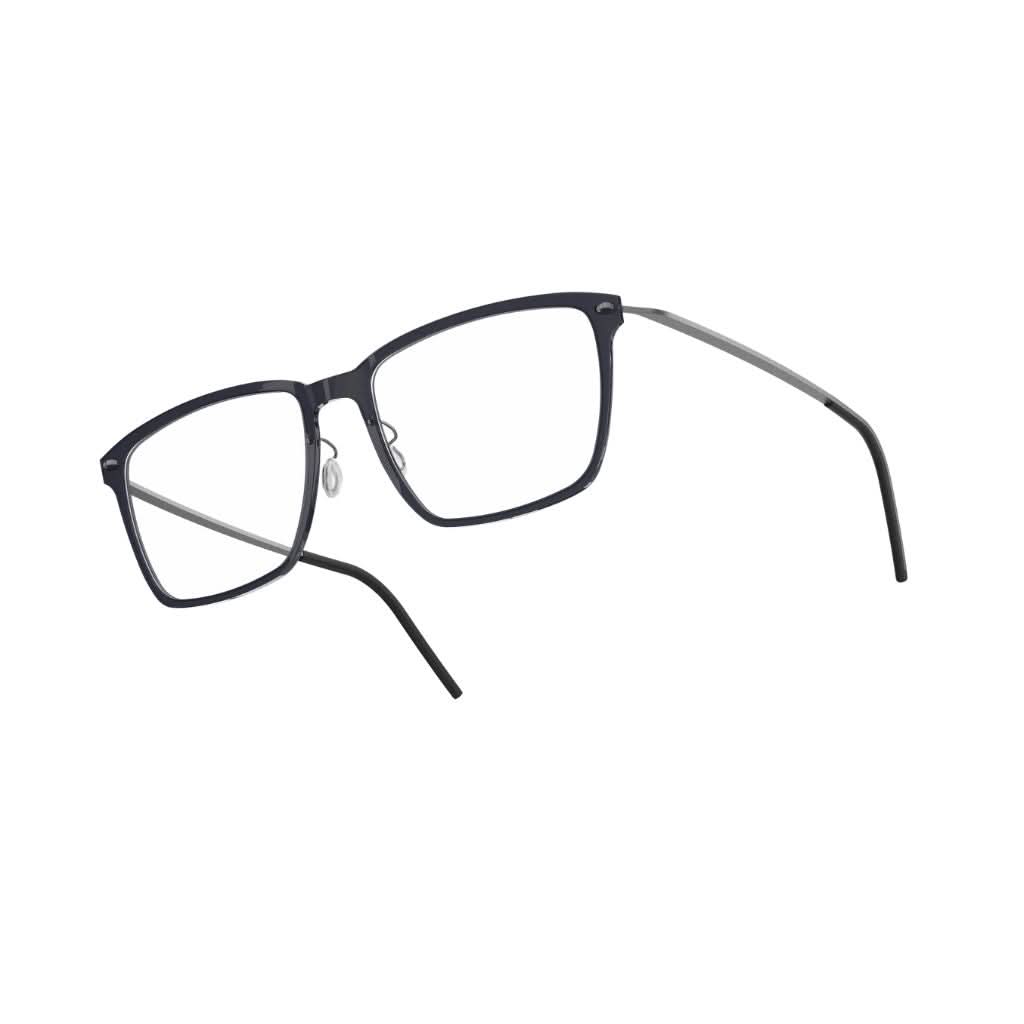 Seitliche Ansicht der Lindberg Brille 6505 C06 – schlanker grau-schwarzer Acetatrahmen mit filigranen, matten Titanbügeln. Minimalistisch und elegant, erhältlich bei Brillen Schneider in München.