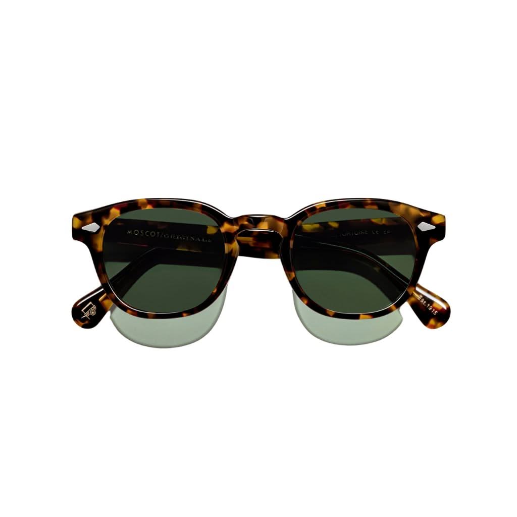 Moscot Lemtosh Sun in Tortoise mit grünen Gläsern – elegante Sonnenbrille im Retro-Panto-Stil, erhältlich bei Optik Bartholomä in München