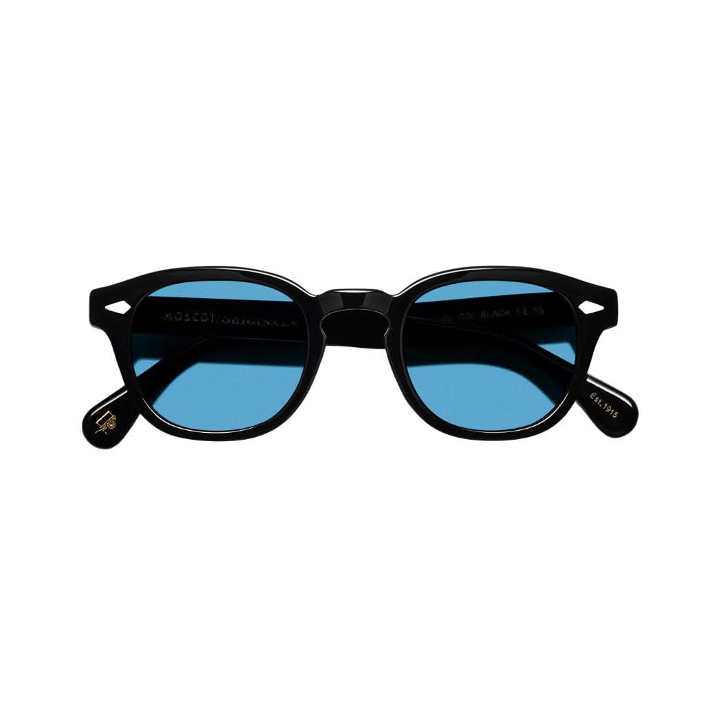 Frontansicht der Moscot Lemtosh Tints Sun in Celebrity Blue – ikonische Designer-Sonnenbrille mit blauem Farbverlauf bei Optik Bartholomä München