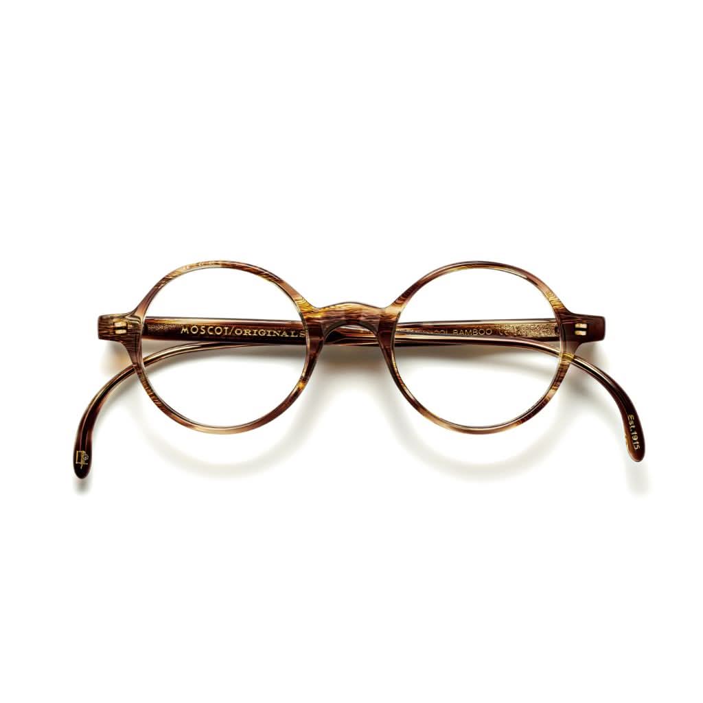 Frontansicht der Moscot SCOOCH Brille in Bamboo, erhältlich bei Optik Bartholomä in München – schlankes Acetatgestell in hellem, warmem Farbton.