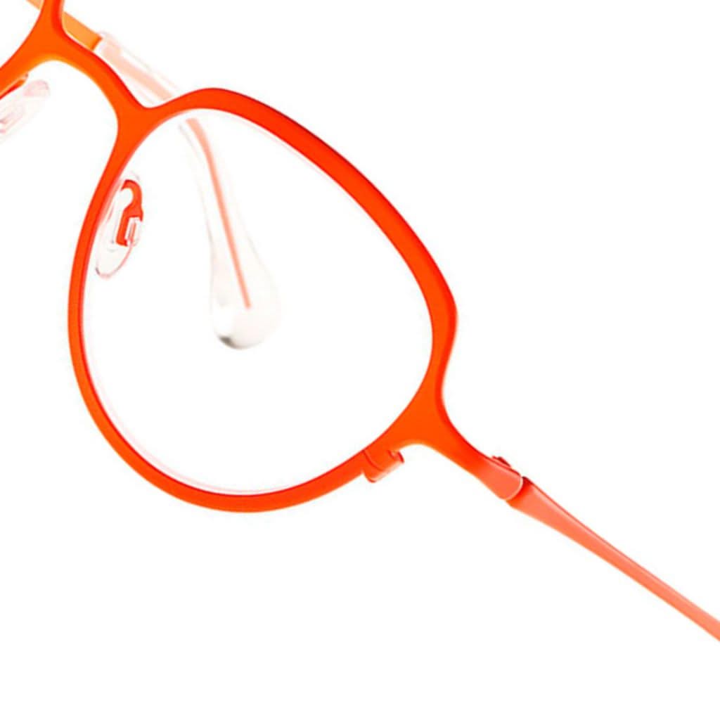 Detailaufnahme der rot-orangen Designerbrille CESIUM 3005 von THEO EYEWEAR bei BRILLEN SCHNEIDER in München erhältlich.