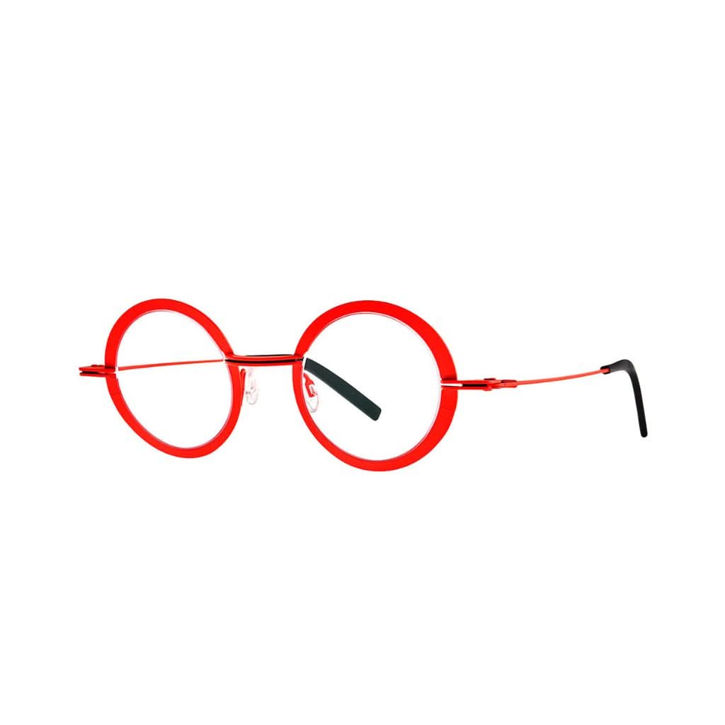 Theo Eyewear - Brille Crunchy 305 – Modernes, markantes Design mit hochwertigem Rahmen, erhältlich bei Brillen Schneider in München.