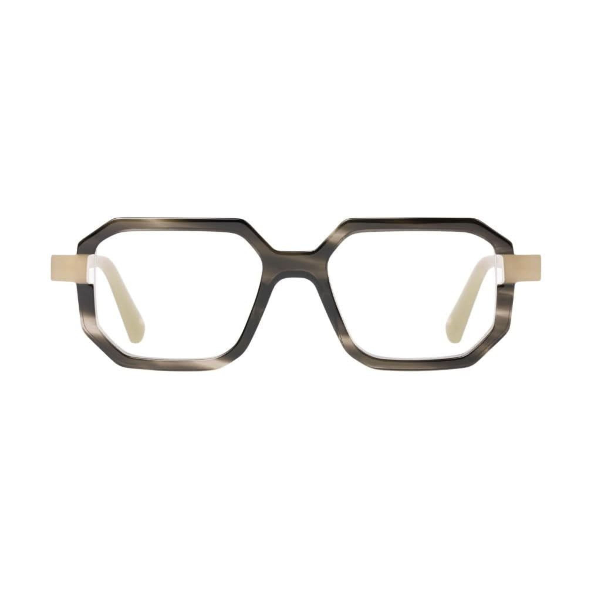 Frontansicht der Veronika Wildgruber PALMER 201 in Noisette – skulpturale Designerbrille aus Acetat mit klarer Geometrie bei Brillen Schneider München