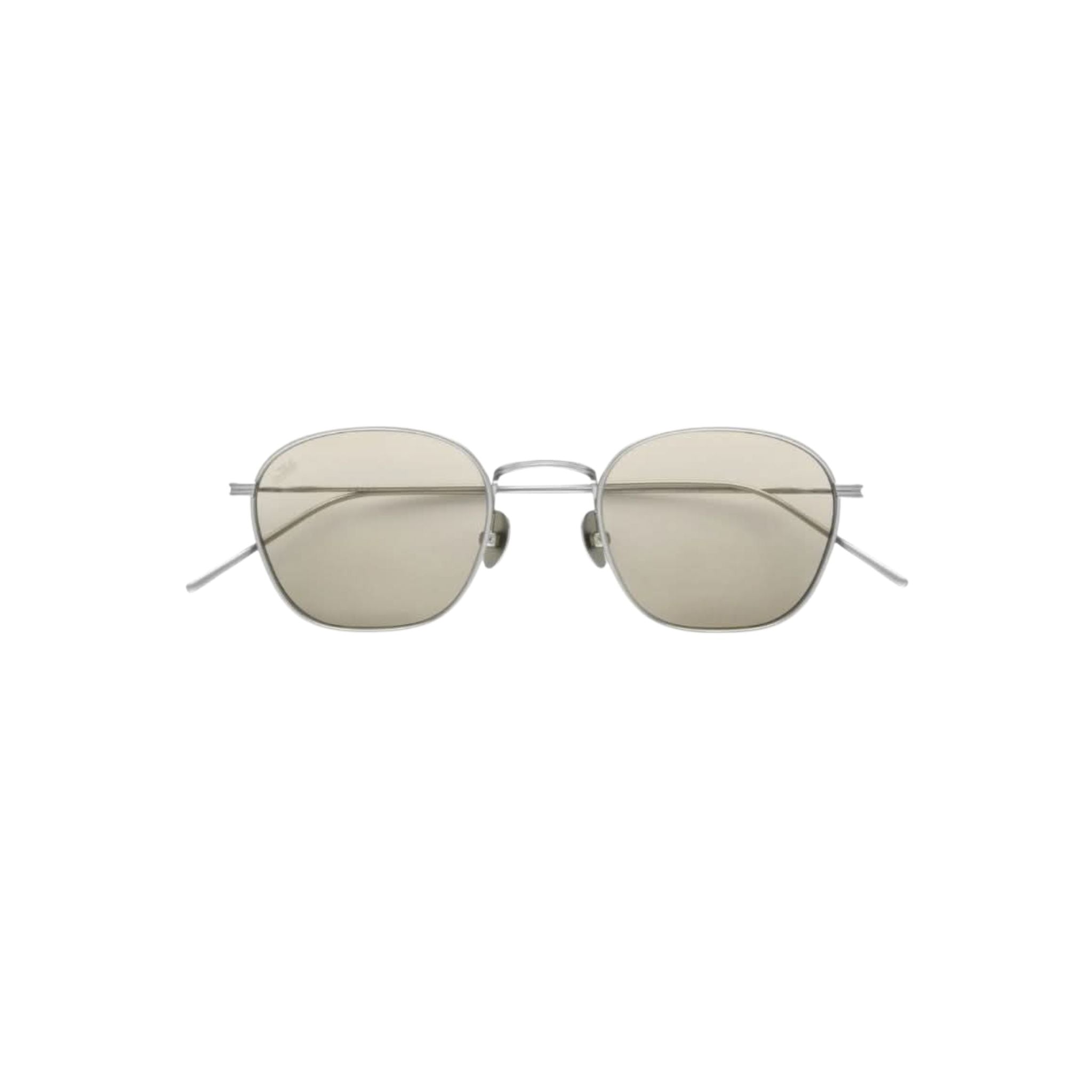 Frontansicht der AKILA Osiris Sonnenbrille in Matte Silver / Beige bei Opitk Bartholomä München – rechteckige Fassung mit beige getönten Gläsern.