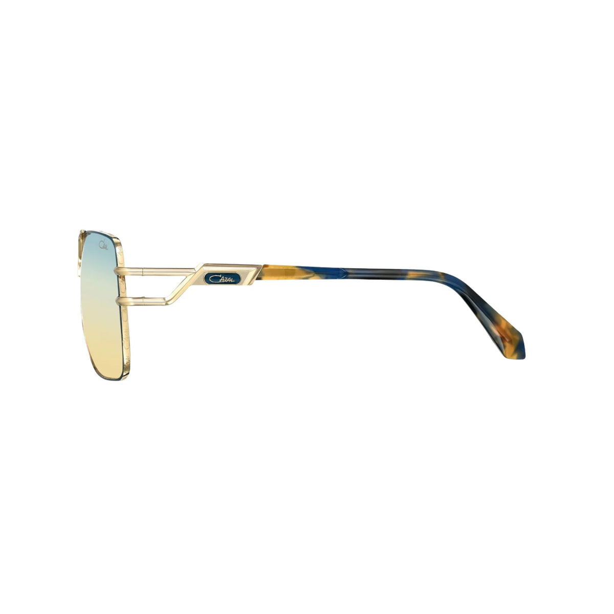 CAZAL 9504 004 Designer-Sonnenbrille mit goldfarbenem Metallbügel, blauem CAZAL-Logo-Detail und blau-bernsteinfarben gemustertem Bügelende – BRILLEN SCHNEIDER München