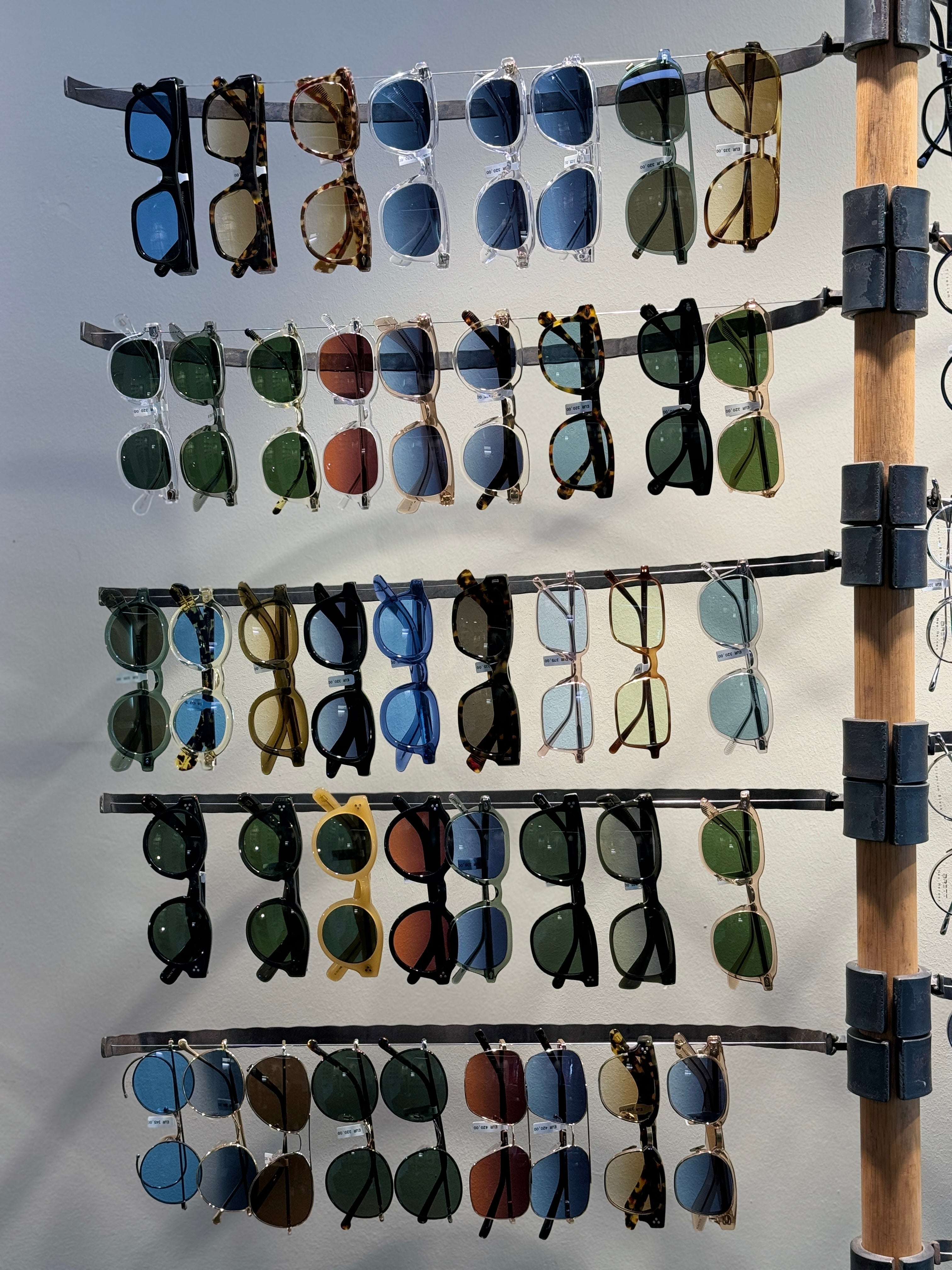 Designer Sonnenbrillen bei Optik Bartholomä in München – exklusive Markenfassungen, urban, roh und experimentell