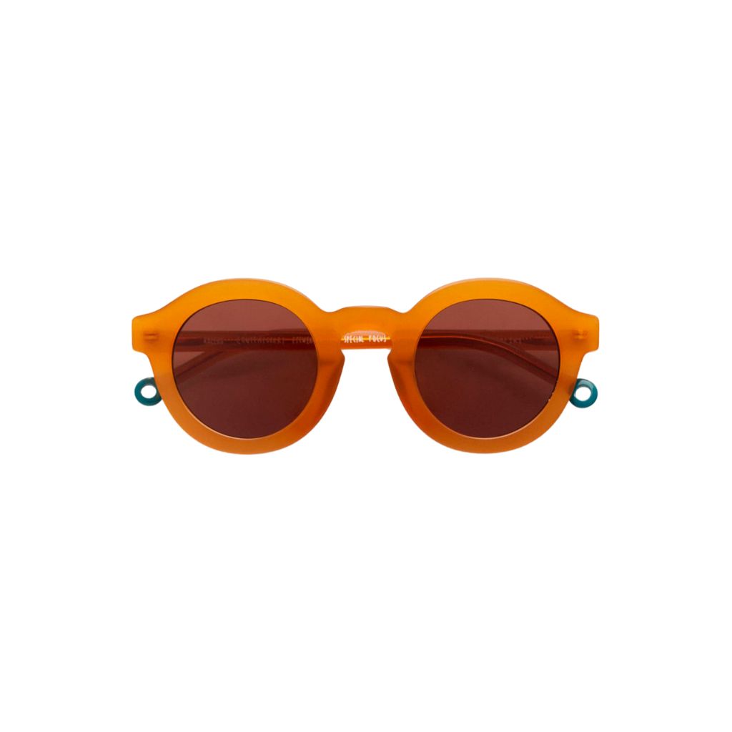 Vorderansicht der Kaleos Kids WAIALIKI col. 3 Sonnenbrille in Braun – erhältlich bei Brillen Schneider in München.