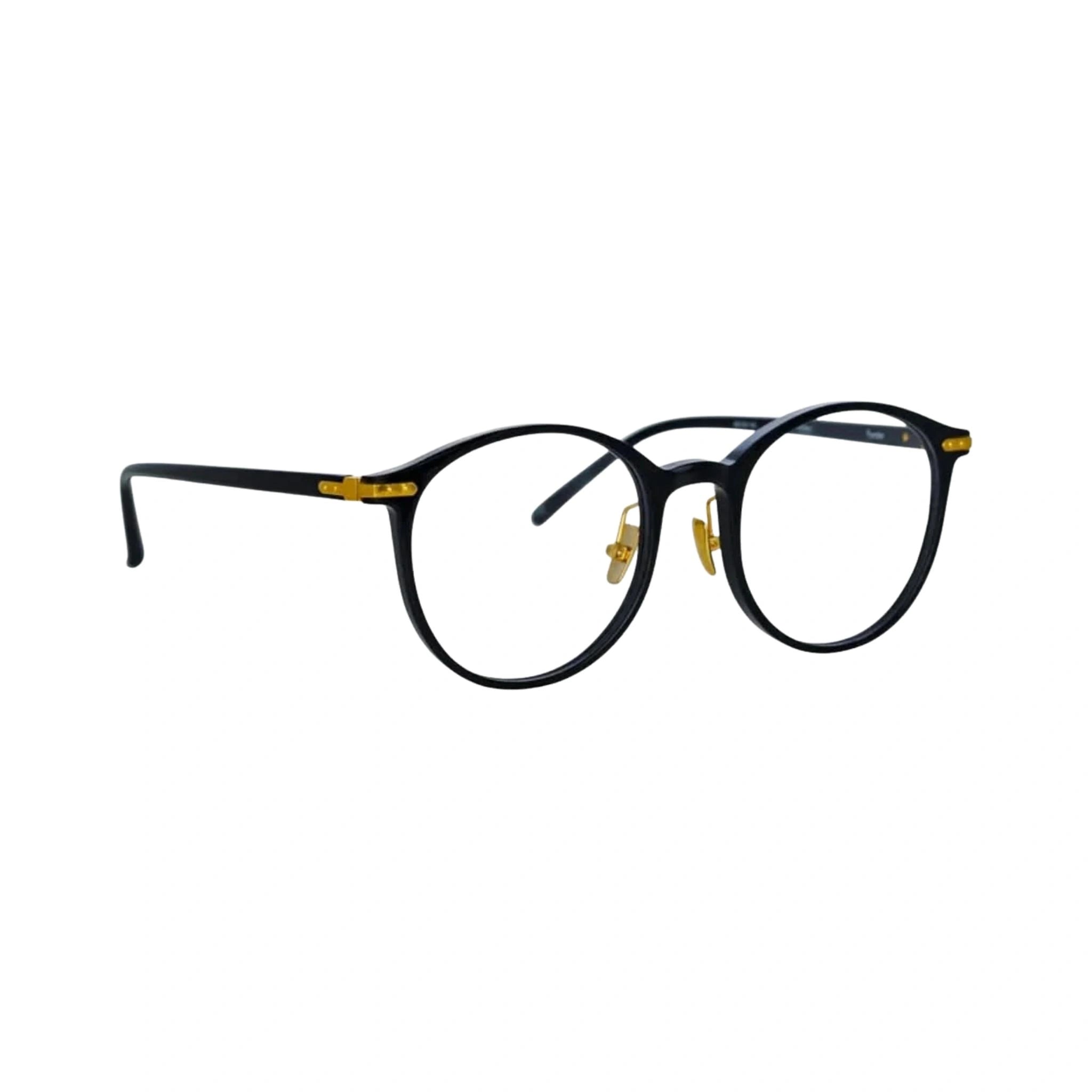 Detailaufnahme der Linda Farrow Forster Black Brille, die mit dezenten, 22-karätig vergoldeten Scharnieren und stilvollen Logodetails ein luxuriöses Design bietet. Jetzt bei Brillen Schneider, Ihrem Augenoptiker in München.