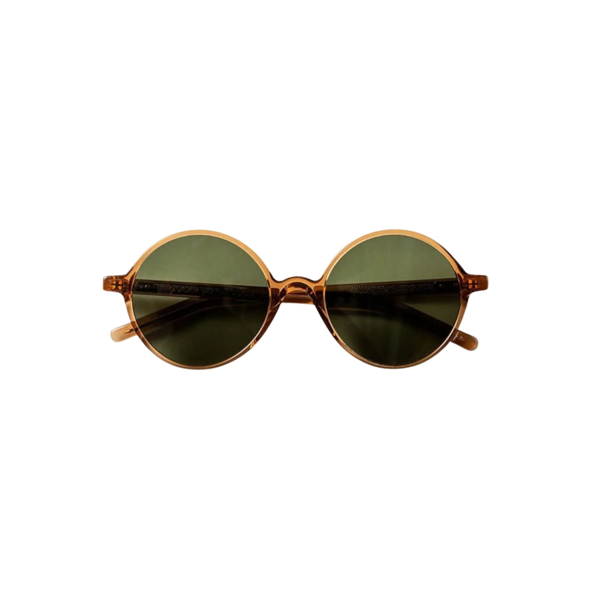 Limitierte IRIS SUN Sonnenbrille von Oscar Magnuson in Crystal Caramel – elegante Panto-Form mit goldplattierten Details. Erhältlich bei Brillen Schneider in München