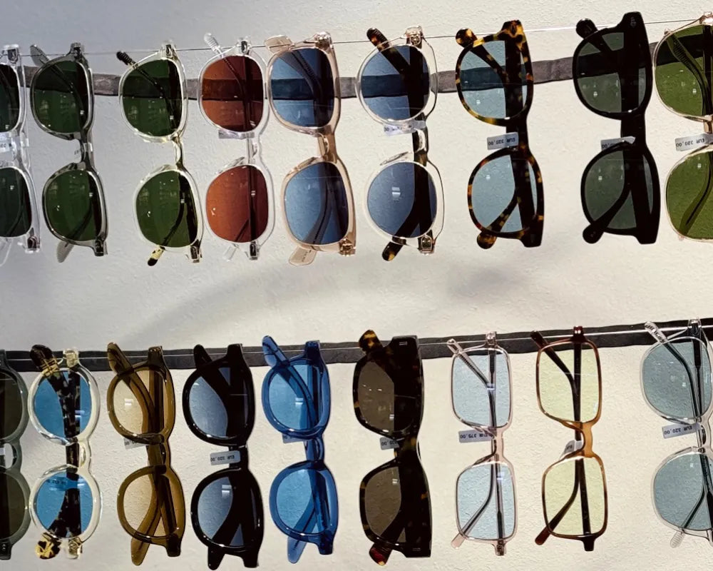 Designer Sonnenbrillen bei Brillen Schneider & Optik Bartholomä in München – exklusive Markenfassungen mit UV-Schutz und modischem Look